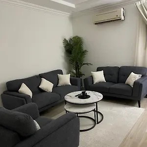 شقه غرفه وصاله بدخول ذاتي بالملقا شقة الرياض