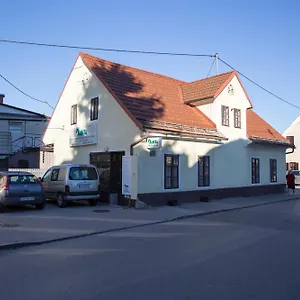 zkontrolujte dostupnost