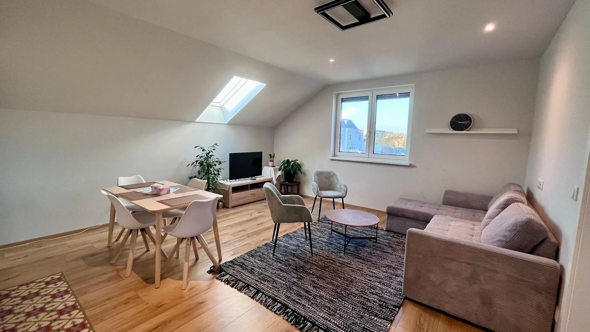 Cozy Apartment Near Vienna Airport Schwechat