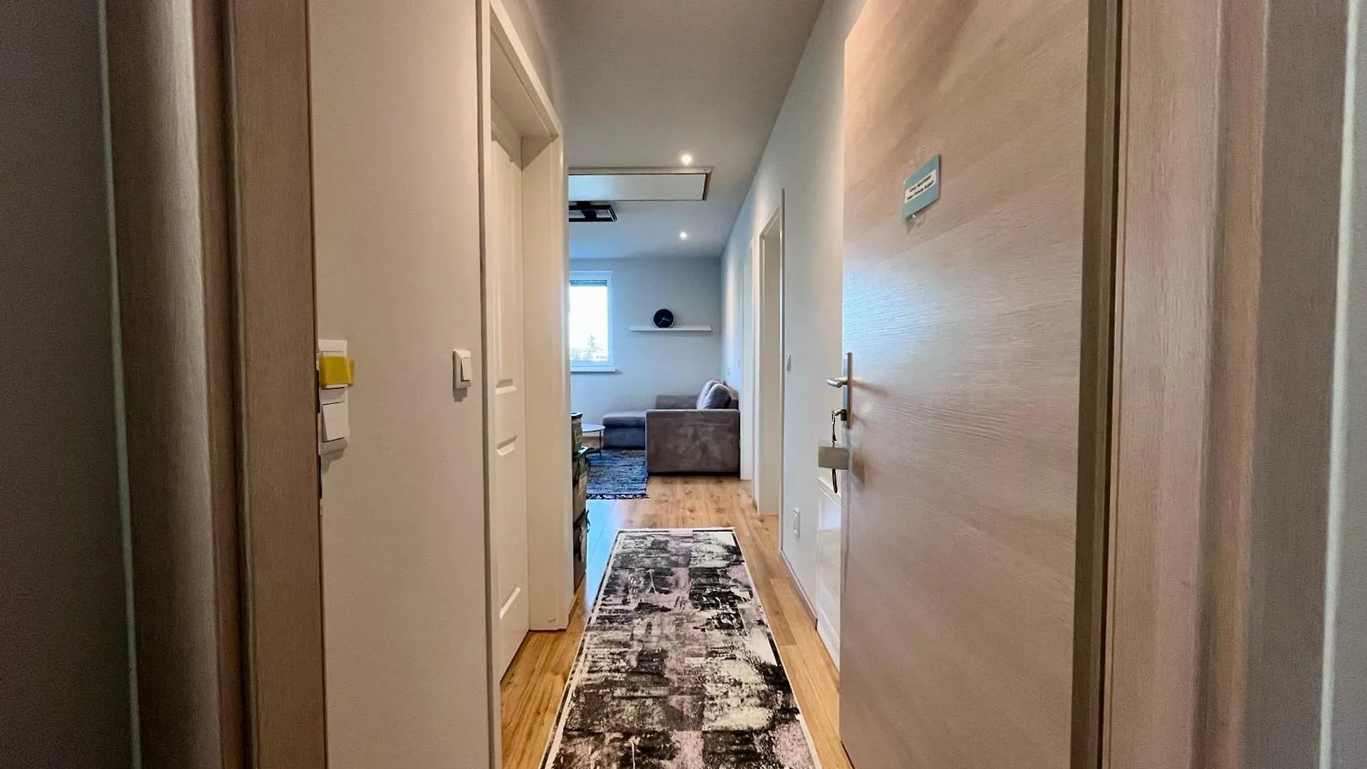 Cozy Apartment Near Vienna Airport Schwechat 0*,